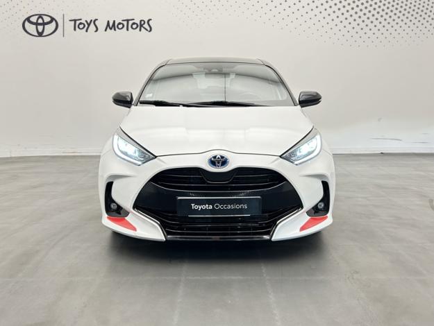 TOYOTA Yaris 116h Collection  TOIT PANO