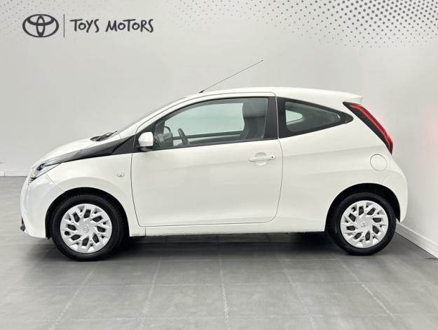 TOYOTA Aygo 1.0 VVT-i x-play  