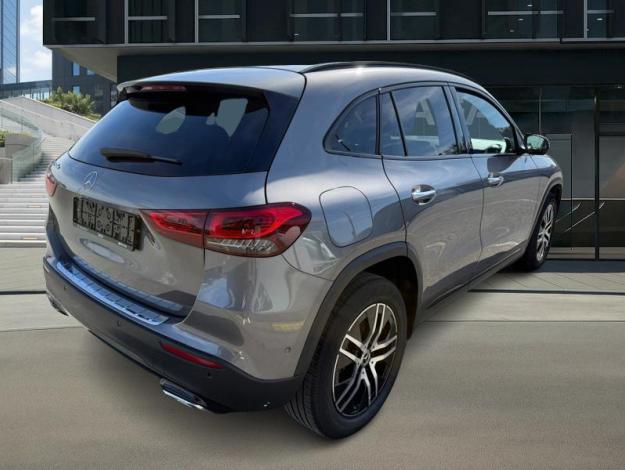 MERCEDES-BENZ GLA 250 e Luxury Line  
