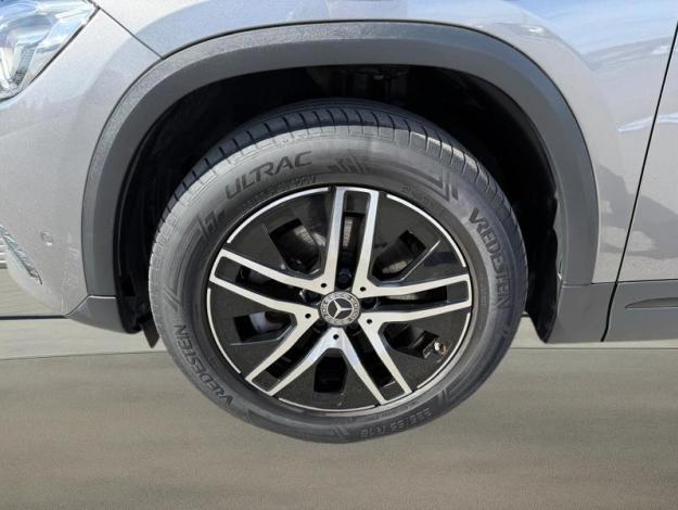 MERCEDES-BENZ GLA 250 e Luxury Line  