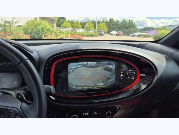 TOYOTA Aygo X 1.0 VVT-i 72 Undercover  