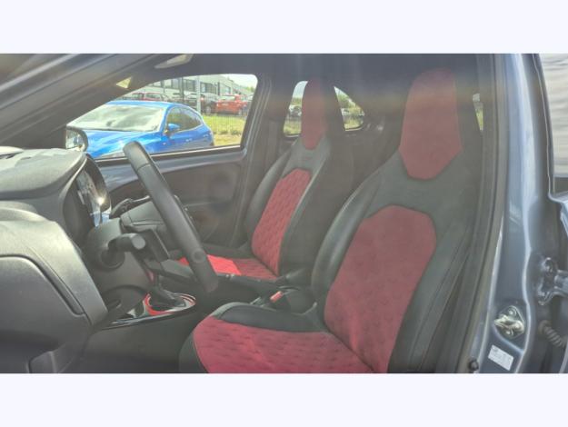 TOYOTA Aygo X 1.0 VVT-i 72 Undercover  