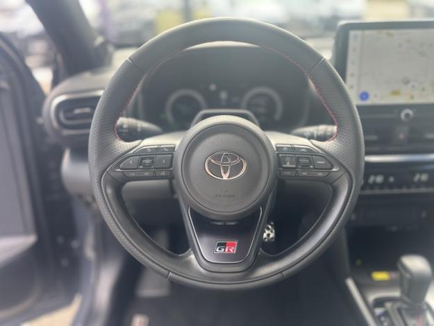 TOYOTA Yaris Cross 1.5 130H GR SPORT   