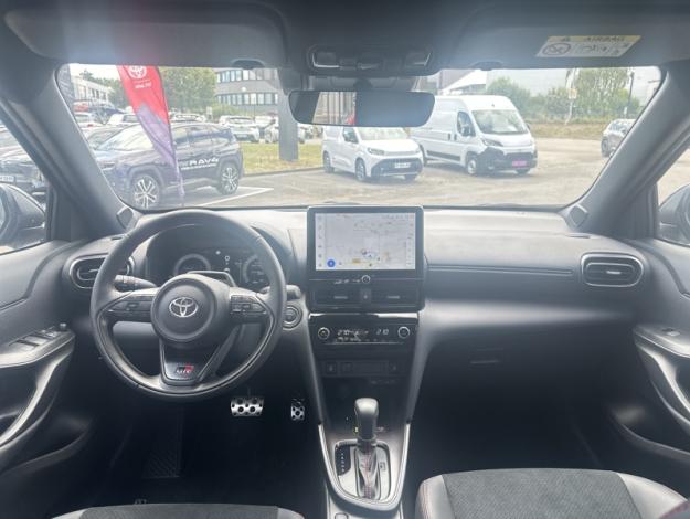 TOYOTA Yaris Cross 1.5 130H GR SPORT   