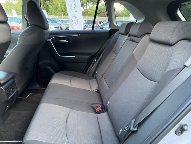 TOYOTA RAV4  2WD 218ch Dynamic  