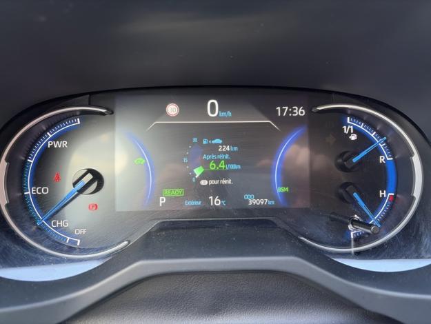 TOYOTA RAV4  2WD 218ch Dynamic  