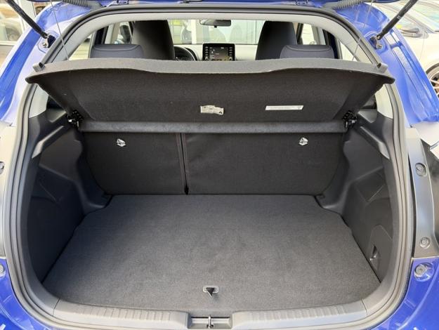 TOYOTA Yaris 116h Dynamic  