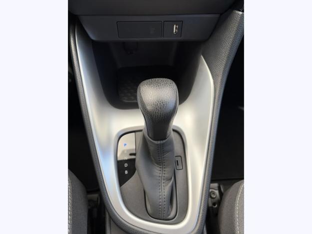 TOYOTA Yaris 116h Dynamic  