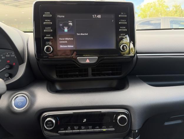 TOYOTA Yaris 116h Dynamic  