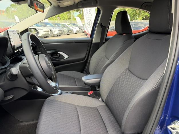 TOYOTA Yaris 116h Dynamic  