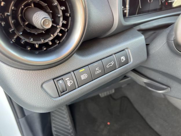 TOYOTA C-HR C HR PHEV HYBRIDE RECHARGEABLE 225 COLLECTION MY26  C HR PHEV HYBRIDE RECHARGEABLE 225 COLLECTION MY26