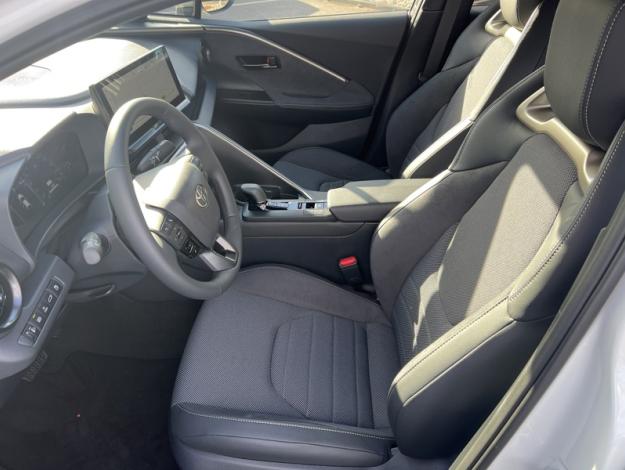 TOYOTA C-HR C HR PHEV HYBRIDE RECHARGEABLE 225 COLLECTION MY26  C HR PHEV HYBRIDE RECHARGEABLE 225 COLLECTION MY26