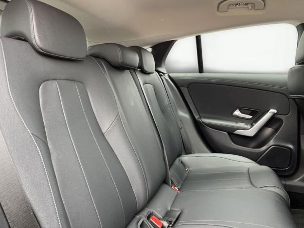 MERCEDES-BENZ CLA-Třída CLA 200 Shooting Brake (20/21)