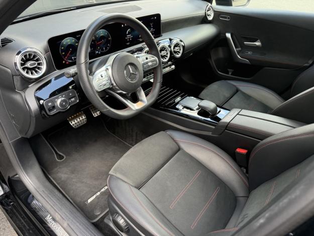 MERCEDES-BENZ Classe A 220 d AMG Line  