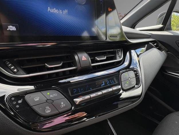 TOYOTA C-HR 1.8 HYBRIDE 122 GRAPHIC  