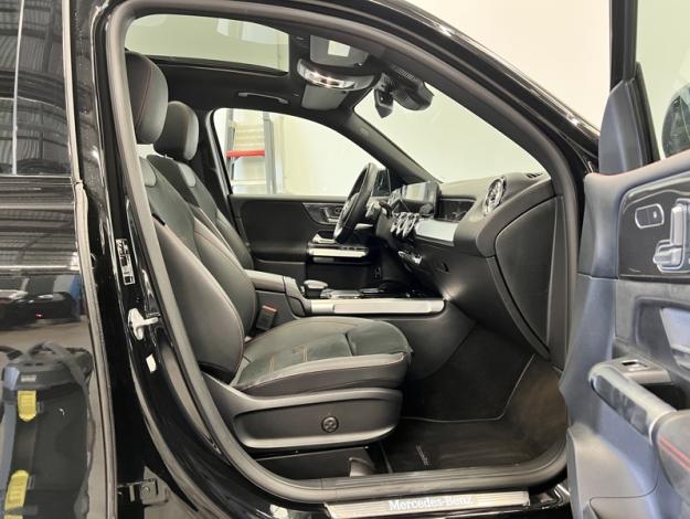MERCEDES-BENZ GLB 180 AMG Pack Night Pano Attelage  