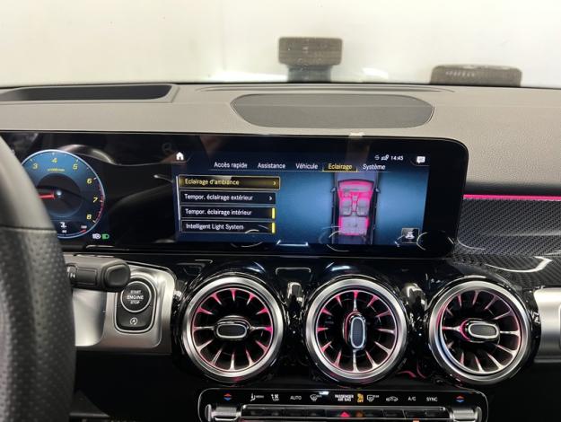MERCEDES-BENZ GLB 180 AMG Pack Night Pano Attelage  