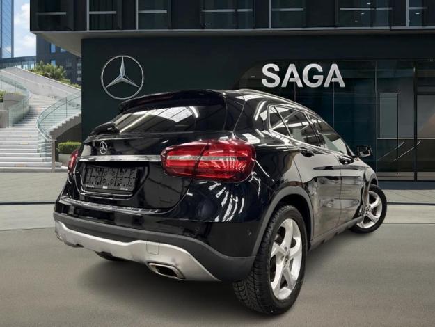 MERCEDES-BENZ GLA 180 Urban  