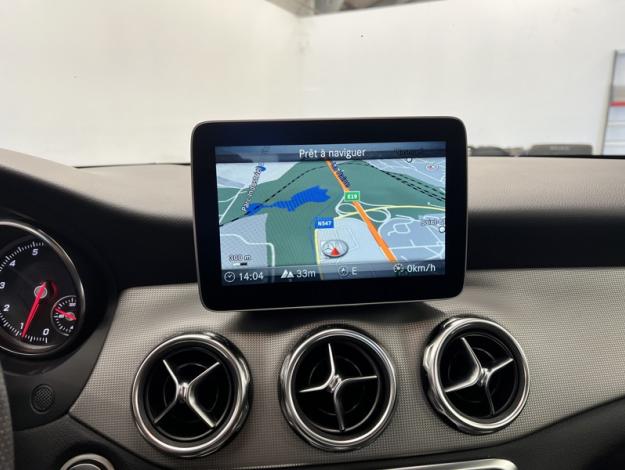 MERCEDES-BENZ GLA 180 Urban  