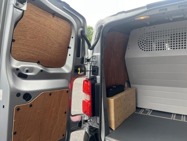 TOYOTA Proace 2.0 D MEDIUM 140 CH D-4D BUSINESS  BVA8