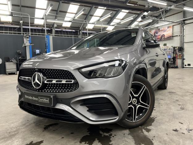 MERCEDES-BENZ GLA-Klasse GLA 250 e Off-Roader