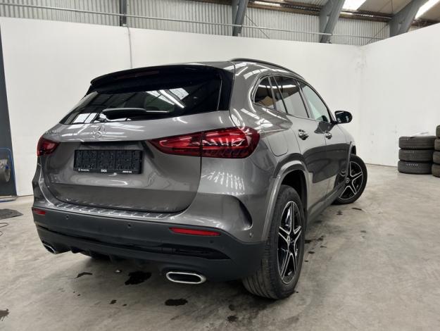 MERCEDES-BENZ GLA-Klasse GLA 250 e Off-Roader