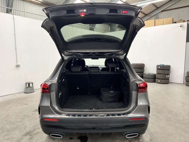 MERCEDES-BENZ GLA-Klasse GLA 250 e Off-Roader