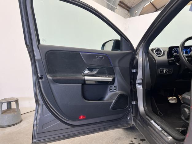 MERCEDES-BENZ GLA-Klasse GLA 250 e Off-Roader