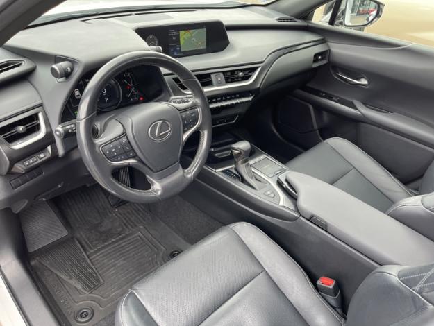 LEXUS UX 250H 2WD Luxe  