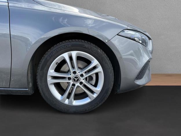 MERCEDES-BENZ A trida A 200 (9/21)