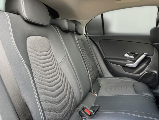 MERCEDES-BENZ A trida A 200 (20/21)
