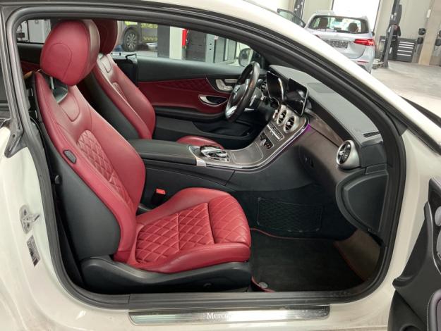 MERCEDES-BENZ C-Klasse C 400 4MATIC Coupé