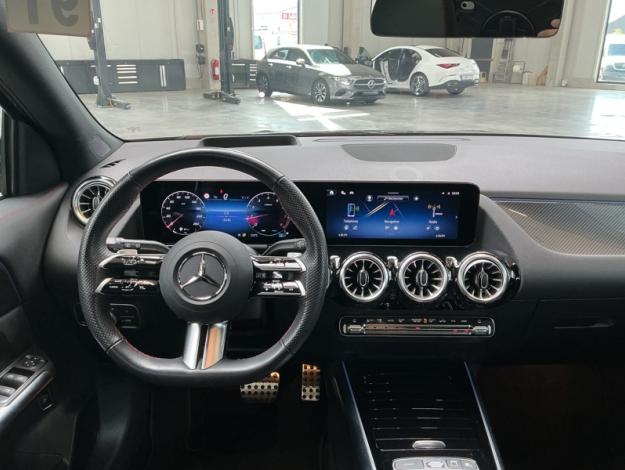 MERCEDES-BENZ GLA-Klasse GLA 180 Off-Roader