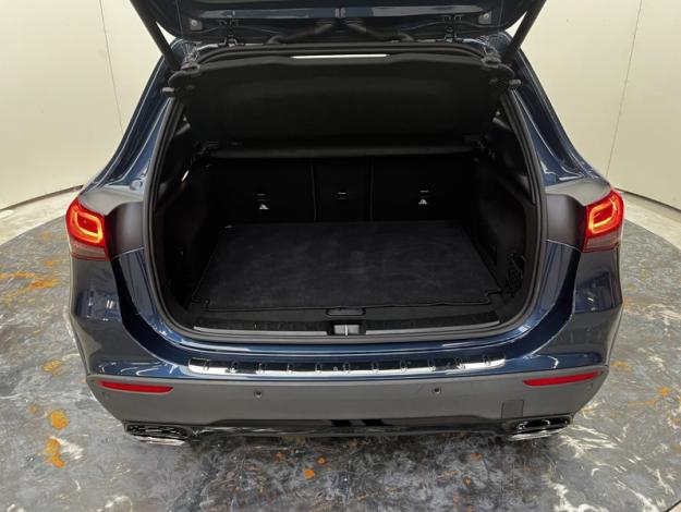 MERCEDES-BENZ GLA 200 d Progressive Line  