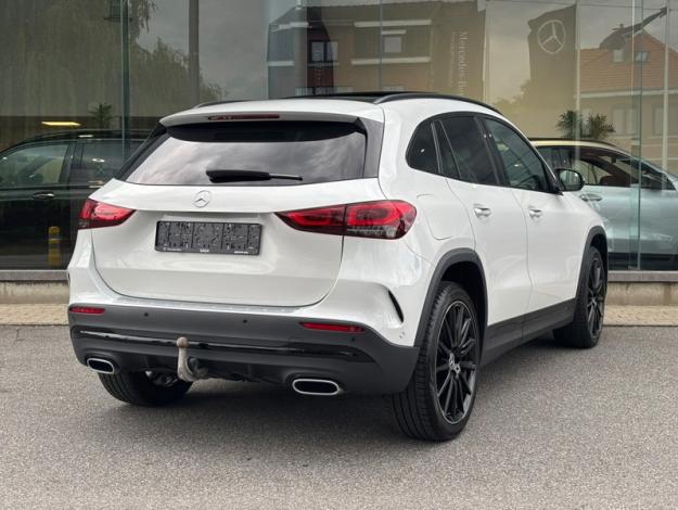 MERCEDES-BENZ GLA-Klasse GLA 250 e Off-Roader