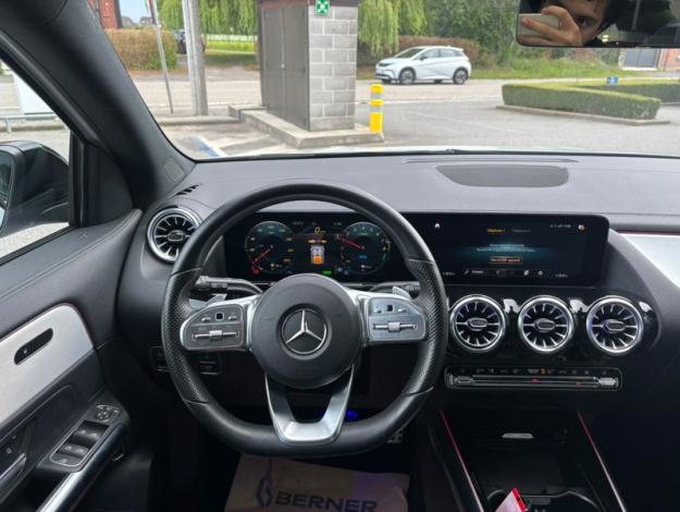 MERCEDES-BENZ GLA-Klasse GLA 250 e Off-Roader