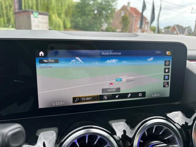 MERCEDES-BENZ GLA-Klasse GLA 250 e Off-Roader