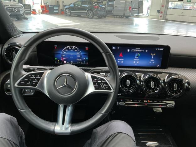 MERCEDES-BENZ A-Klasse A 180 d