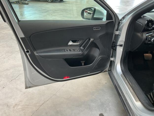 MERCEDES-BENZ A-Klasse A 180 d