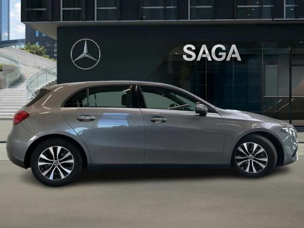 MERCEDES-BENZ A 180 d Facelift Style Edition  