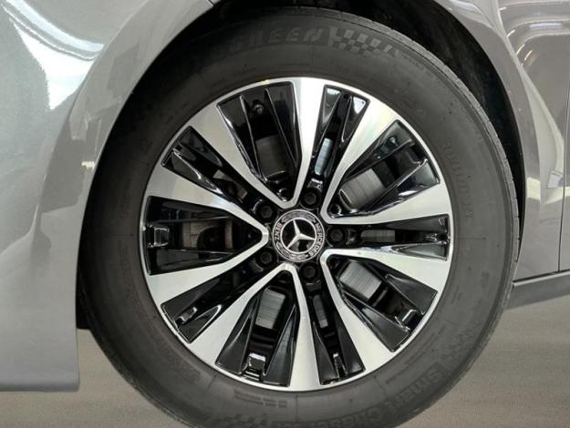 MERCEDES-BENZ A 180 d Facelift Style Edition  