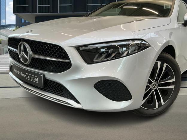 MERCEDES-BENZ A 250 e Facelift Business Line  