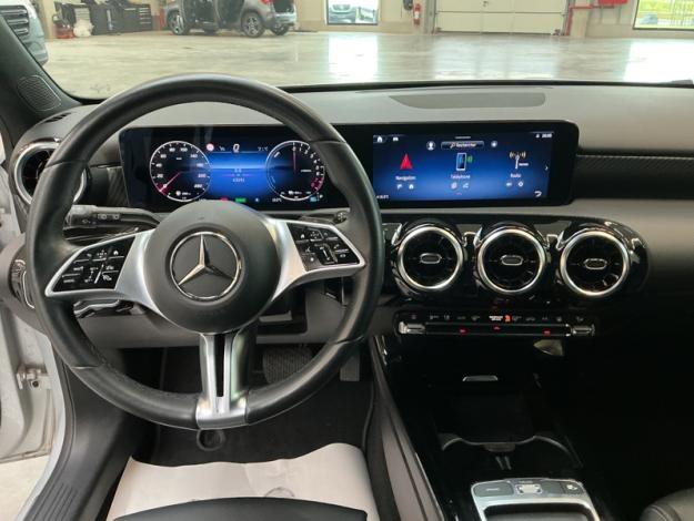 MERCEDES-BENZ A 250 e Facelift Business Line  