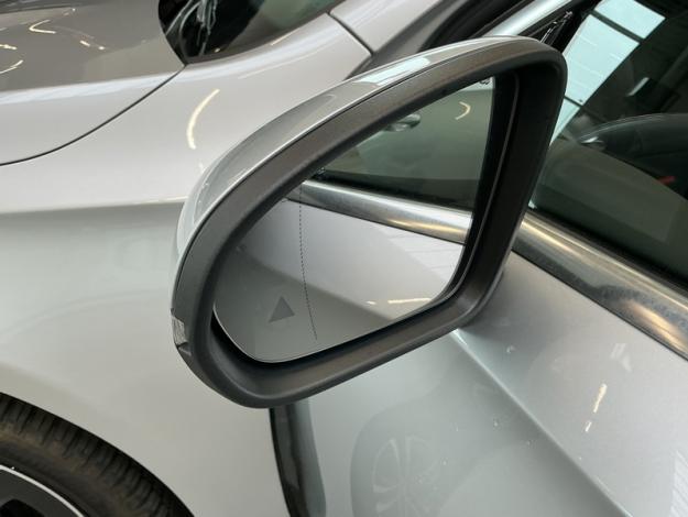 MERCEDES-BENZ A 250 e Facelift Business Line  