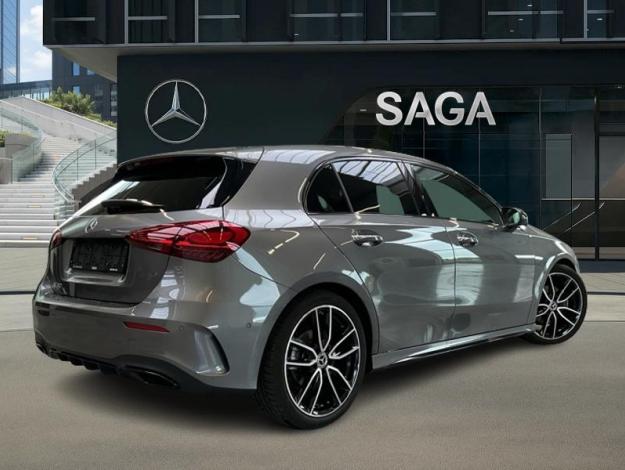 MERCEDES-BENZ A 180 AMG Edition Pack Night  