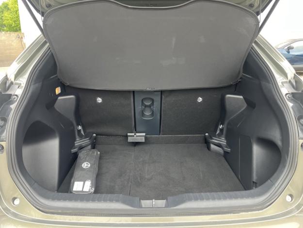 TOYOTA Yaris Cross Hybrid 2WD Design   