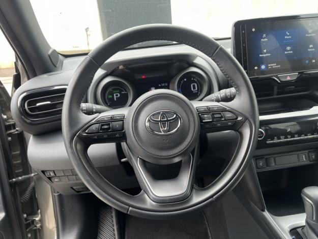TOYOTA Yaris Cross Hybrid 2WD Design   