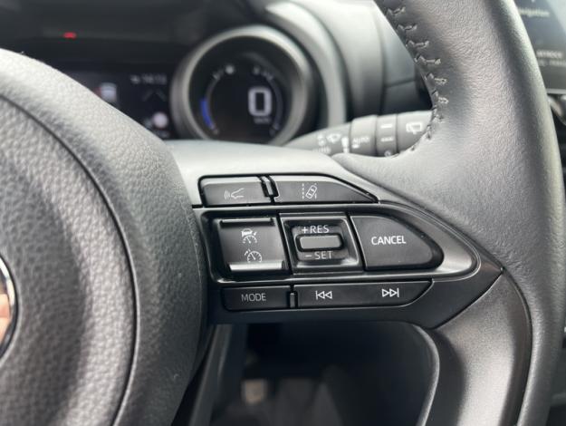 TOYOTA Yaris Cross Hybrid 2WD Design   