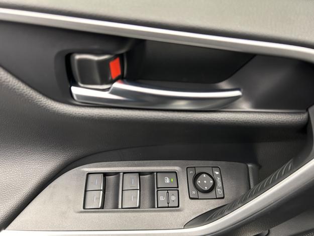 TOYOTA RAV4 2WD 218ch Collection Access  