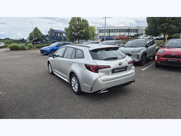 TOYOTA Corolla Touring Sports Hybride 1.8L 140h Dynamic  
